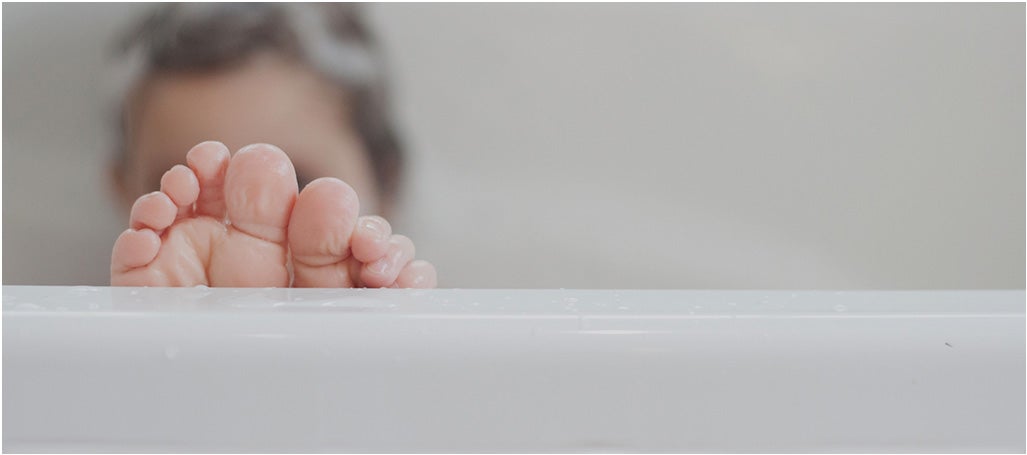 how to unclog a bathtub tips