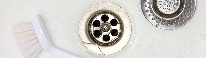 How to Unclog a Bathtub Drain - 4 Easy Methods to Unclog a Tub